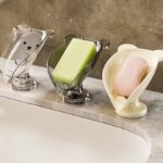 Leaf‑Shaped Suction Cup Soap Dish, 45° Tilt Drain Bar Soap Holder, Vacuum Suction Non‑Slip Soap Tray for Bathroom Sink Counter Top